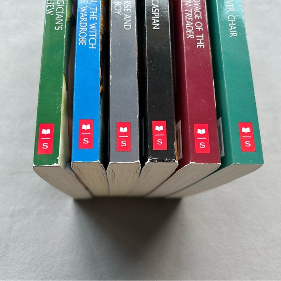 The Chronicles of Narnia ~ Books 1-6 ~ C.S. Lewis - Picture 8 of 12
